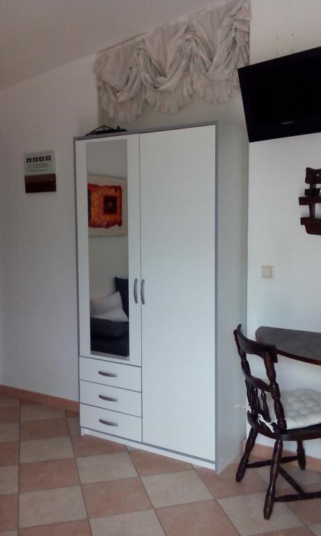 Apartment Tuja Jadrtovac Room photo